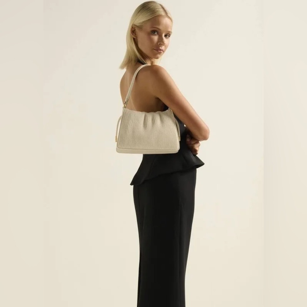 EVER NEW Palmer Medium Pleat Bag